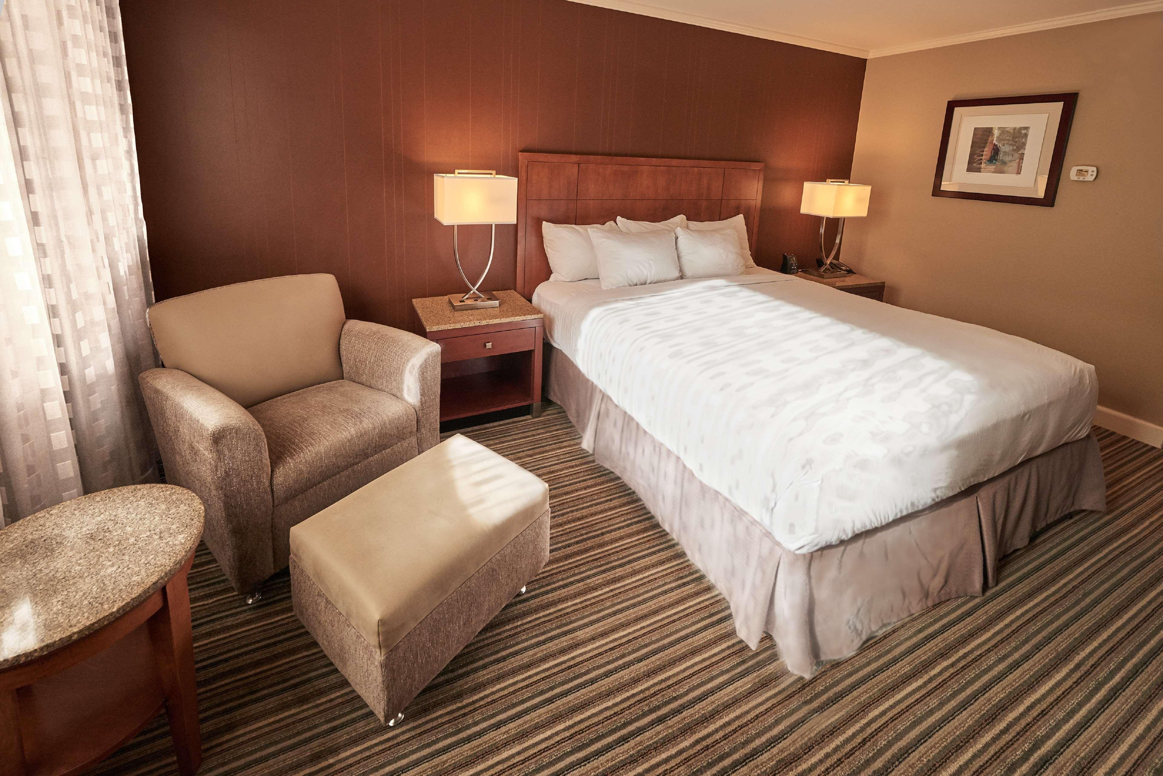 Doubletree By Hilton Akron Fairlawn Exterior foto